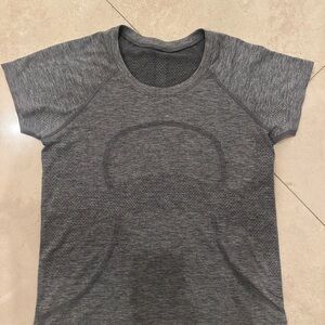 Lululemon Swiftly Tech